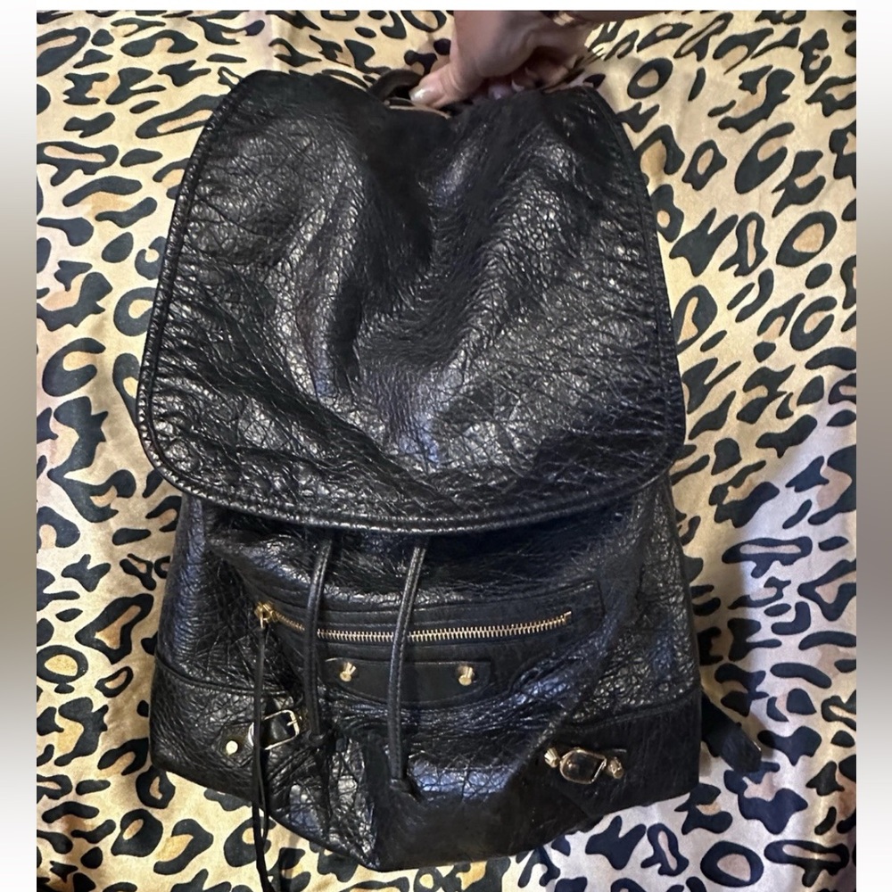Authentic Balenciaga Traveller Moto Backpack - Picture 4 of 15